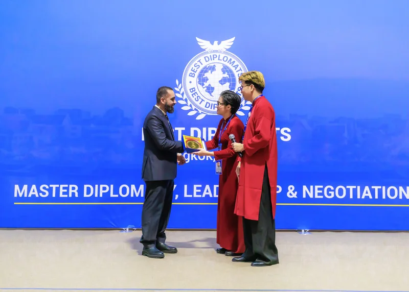 TS Group đưa phương pháp INC đến Best Diplomats Thailand: Khi y tế Việt Nam bước ra sân chơi quốc tế